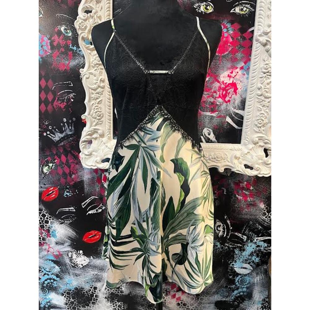 VICTORIA'S SECRET BOTANICAL PRINT SLIP DRESS (MEDIUM)